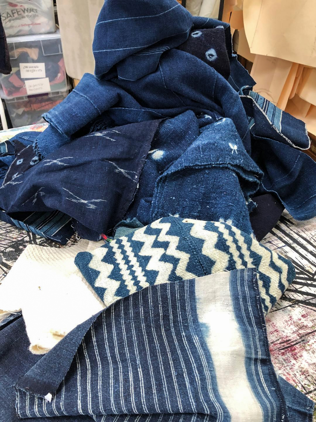 img_blog_excav_blue-garment-pile_1080x1440 | Holly Badgley Design